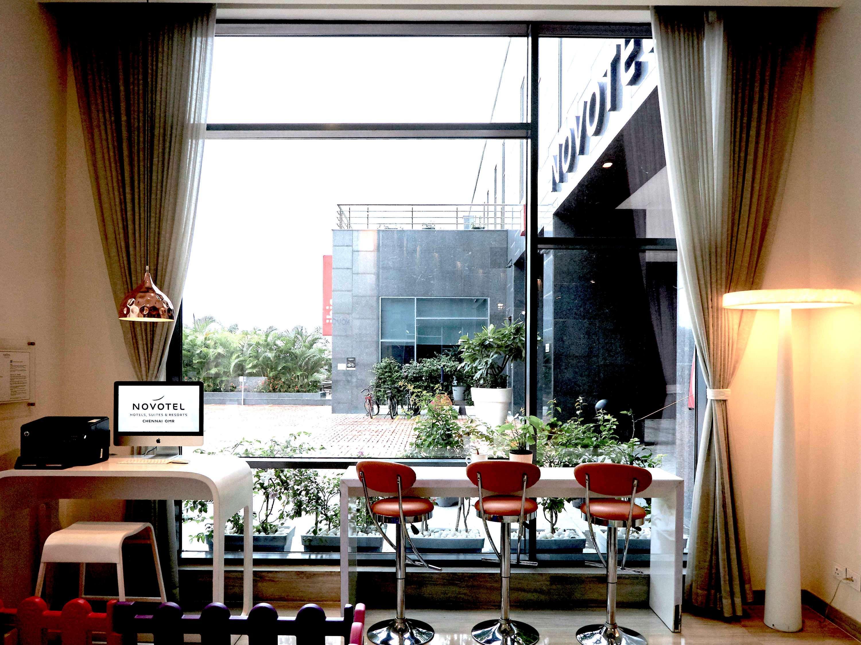Novotel Chennai Sipcot Екстериор снимка Business Center