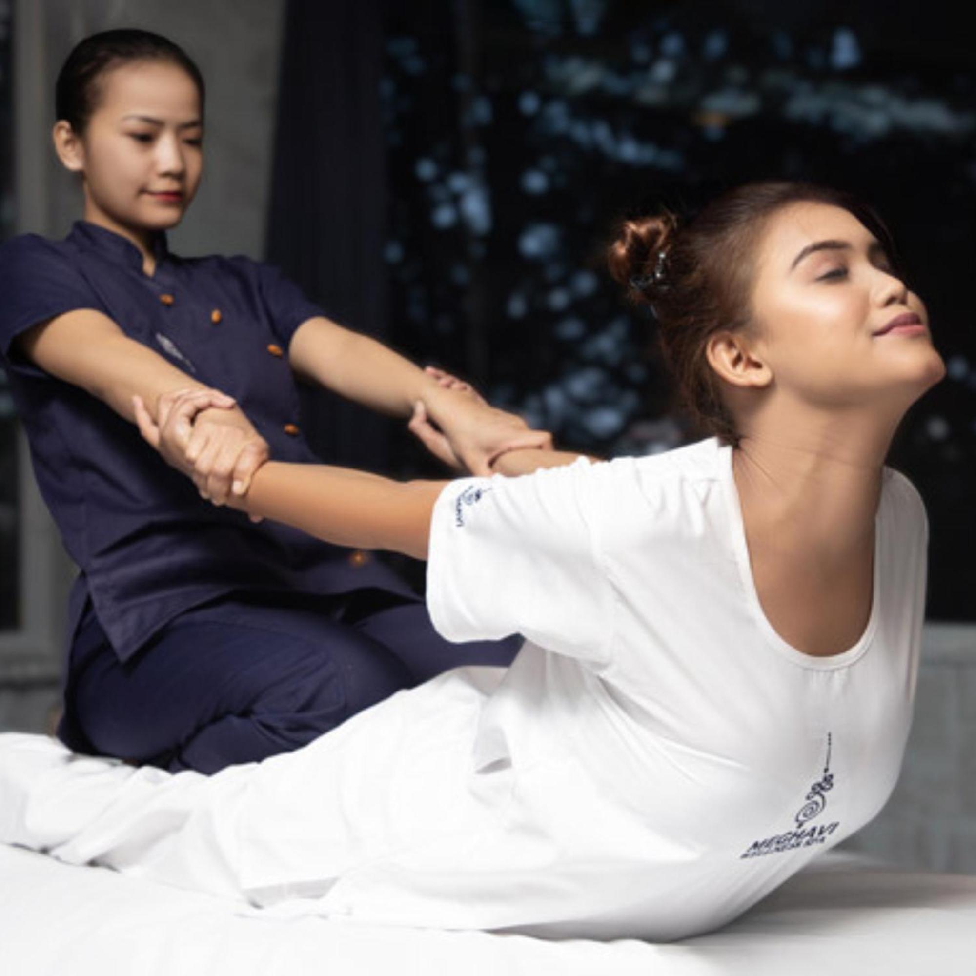 Novotel Chennai Sipcot Екстериор снимка Thai massage